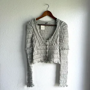 NWT Free People Womens Wild Roses Cardigan Gray Feminine Rose Button Size XS thumbnail 2