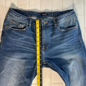 Miss Me Boot Jeans Womens 32 Blue Medium Wash Stretch Denim Whiskering NO‎ Bling thumbnail 3