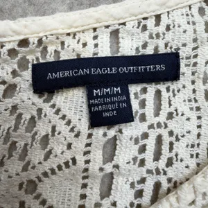 American Eagle Top Women M Crochet Lace Ivory Boho Cottagecore Coquette Granny thumbnail 3