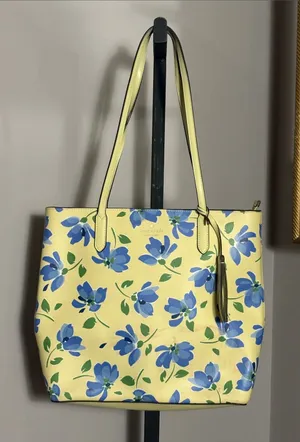 Kate Spade Smooth Leather Jana Garden Toss Tote thumbnail 1