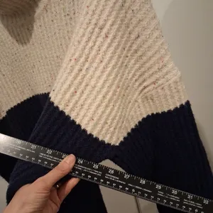 NEW Treasure & Bond Two-Tone Sweater Beige w/ Specks & Navy Size L Cotton Blend thumbnail 5