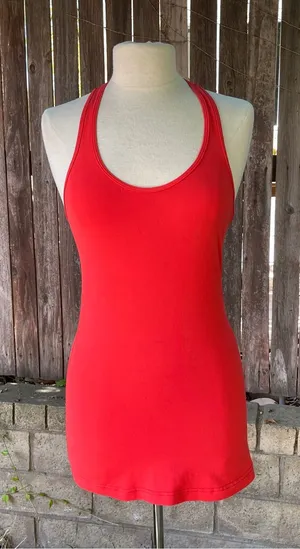 Lululemon tank top hip length red yoga Pilates gym outdoor activewear size 6 thumbnail 1