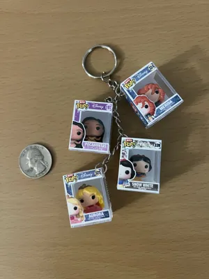 Disney Bitty Pop! Keychain - Merida, Pocahontas, Snow White, Aurora princesses thumbnail 1