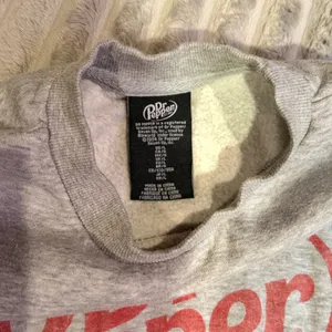 Forever 21 Dr Pepper Cherry Graphic Sweatshirt Gray Crewneck Large thumbnail 3