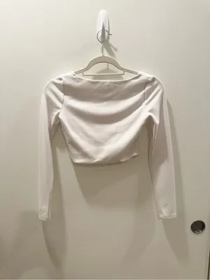 Aritzia Babaton White Crop Top Long Sleeve Size XS thumbnail 5