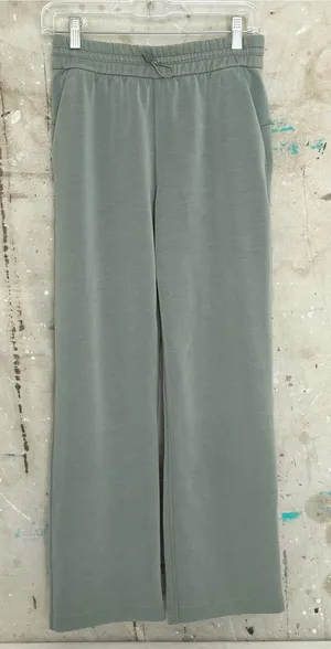 Lululemon Softstreme High-Rise Pant Short, Grey Eucalyptus thumbnail 1