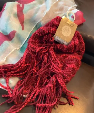 Scarves Red thumbnail 1