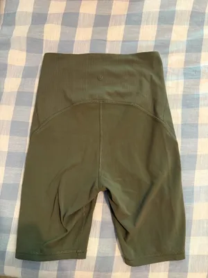 Lululemon Green Biker Shorts Size 4 thumbnail 2
