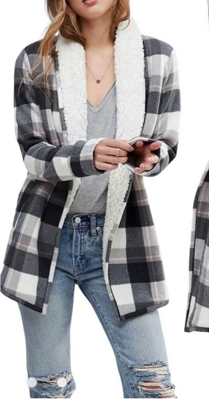 Abercrombie & Fitch Womens Sherpa Lined Plaid Jacket Size M Gray Coatigan Co thumbnail 1