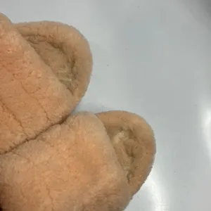 UGG Fluff Yeah platform slippers light peach size 11‎ thumbnail 9