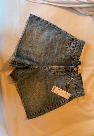 BDG UO Shorts thumbnail 1