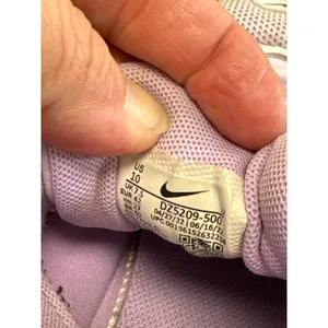 Nike Air Max Womens Sneakers Pink/White Low Top Size 10 SKU 7801 thumbnail 10