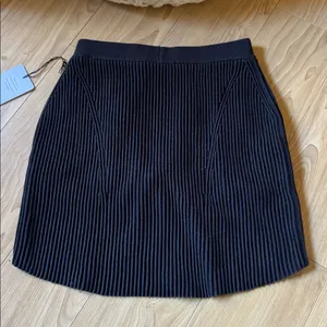 ALO Yoga Denim Knit High Waist Skirt thumbnail 4