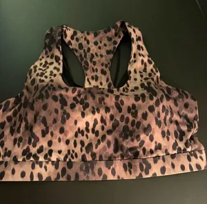 Fabletics Kessler Leopard Print Racerback Sports Bra Size 2XL thumbnail 1