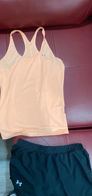 Under Armour Top and Shorts thumbnail 2