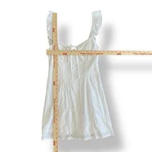 White Fox White Summer Crush Mini Dress Size Small Ruffled‎ Frill Sleeve thumbnail 3