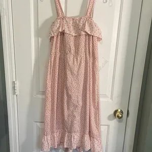 Vintage Pink Floral Tiered Sundress with Ruffle Trim thumbnail 4