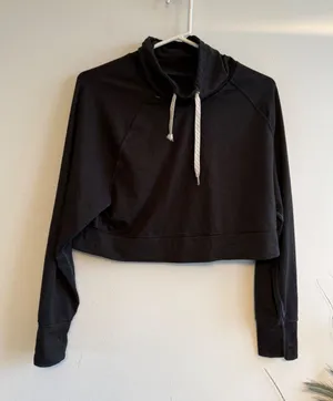 Vuori Womens Black Cropped Funnel Neck Drawstring‎ Pullover Raglan Sweatshirt thumbnail 1