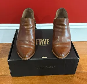 Frye Women's Reed Shootie Ankle Boot‎ Caramel size 9 thumbnail 1