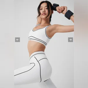 NEW Alo Yoga Airbrush High Waisted Heart Throb White/Black Legging Size L thumbnail 3
