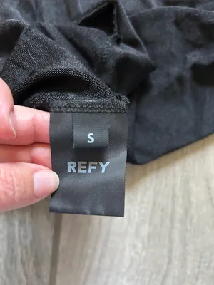 REFY Black Sleeveless Maxi Dress with High Neck thumbnail 5