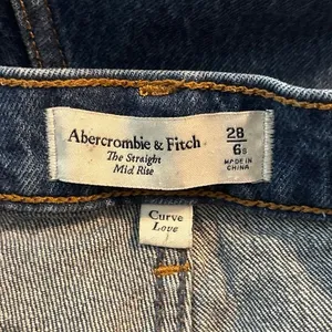Abercrombie & Fitch A&F Curve Love 28 6 Short 6S 28S Straight Mid Rise Jeans thumbnail 3