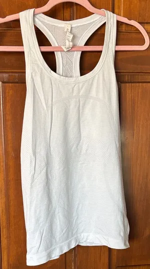 Lululemon Athletica Tank Top Size 6 thumbnail 1