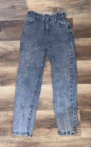 Ruffled Waist Jeans thumbnail 1