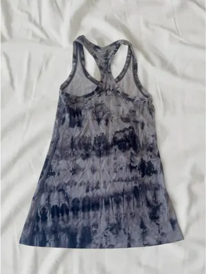 Lululemon Gray Tie Dye Racerback Tank Size 2 thumbnail 3