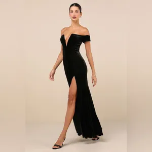 LULU’S Captivating Silhouette Black Velvet Off-the-Shoulder Maxi Dress thumbnail 4