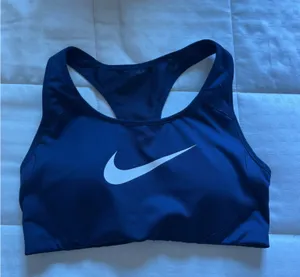 nike sports bra with pads thumbnail 1