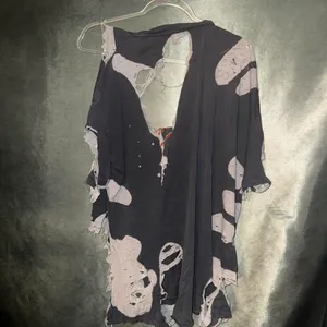The Vintage Shop Vintage Tee Shirt 90s Distressed Grunge thumbnail 5
