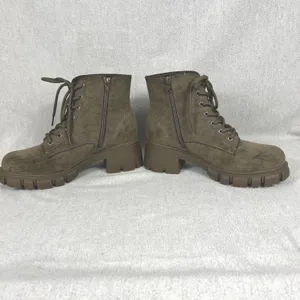 MIA Terrie Lace Up Combat Boot Olive Green Women’s 7.5 Chunky Heel Ankle Boot thumbnail 3