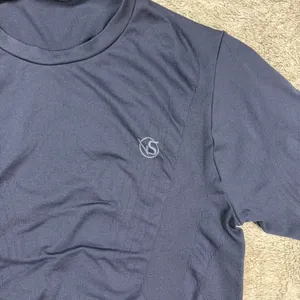 Victorias Secret Seamless Tee Women's L/XL Navy thumbnail 2