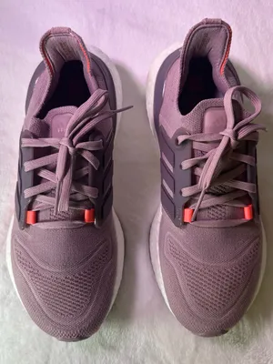 adidas Women’s Athletic Shoe - Mauve with Coral Accents thumbnail 4