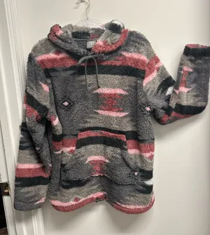 Daisy Fuentes Gray & Pink Aztec Sherpa Hoodie thumbnail 1
