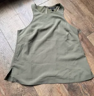 Banana Republic XS Petite Olive Green Halter Neck Blouse Sleeveless A-Line Top thumbnail 3