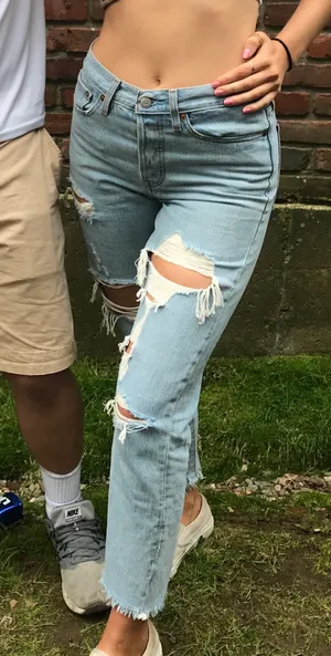 Levi's Wedgie Straight Jeans thumbnail 2
