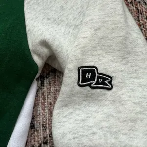 Hype and Vice NWT Michigan State Rookie Sweater Pullover Raglan Fleece Cropped thumbnail 11