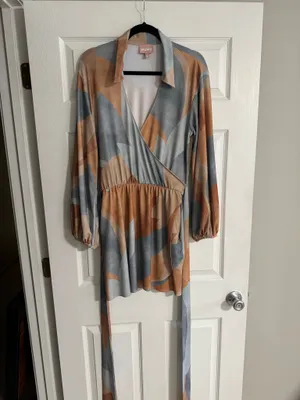 Show Me Your MuMu Patsy Mini Dress in Retro Absract thumbnail 2