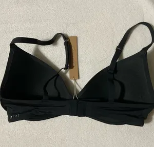 SKIMS Plunge Push-Up Bra 34C thumbnail 4