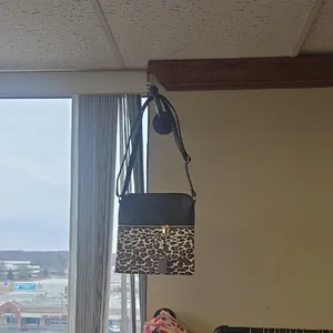 Leopard Print Crossbody Bag Black thumbnail 3