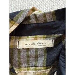 We The Free Ruched Sleeve Fringe Hem Plaid Snap Button Shirt Black Women's Small thumbnail 3