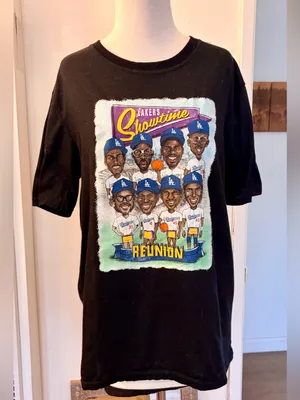 Los Angeles Dodgers 2024 SGA Lakers Showtime Reunion T-Shirt Black - Size M thumbnail 1