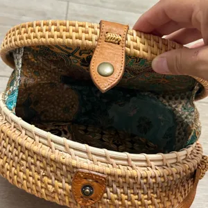 Woven Rattan Crossbody Bag Oval Basket Purse Leather Strap Boho Batik Lined thumbnail 7