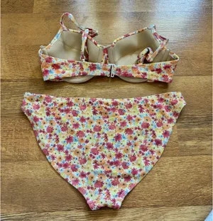 Old Navy Floral Bikini Set Pink Orange thumbnail 2