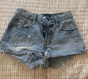 Levi’s 501 Shorts thumbnail 1
