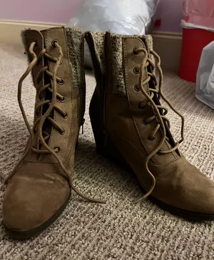 Brown Heeled Boots Size 10 thumbnail 2