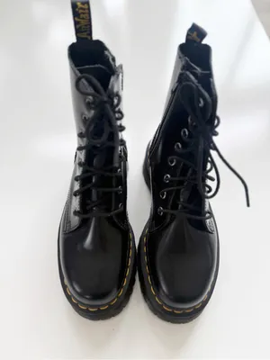 NEW Dr. Martens Jadon Black Platform Combat Boots Size 6 thumbnail 3