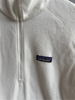 Patagonia Micro D 1/4 Zip Fleece Pullover in Birch Off White Size Medium thumbnail 3